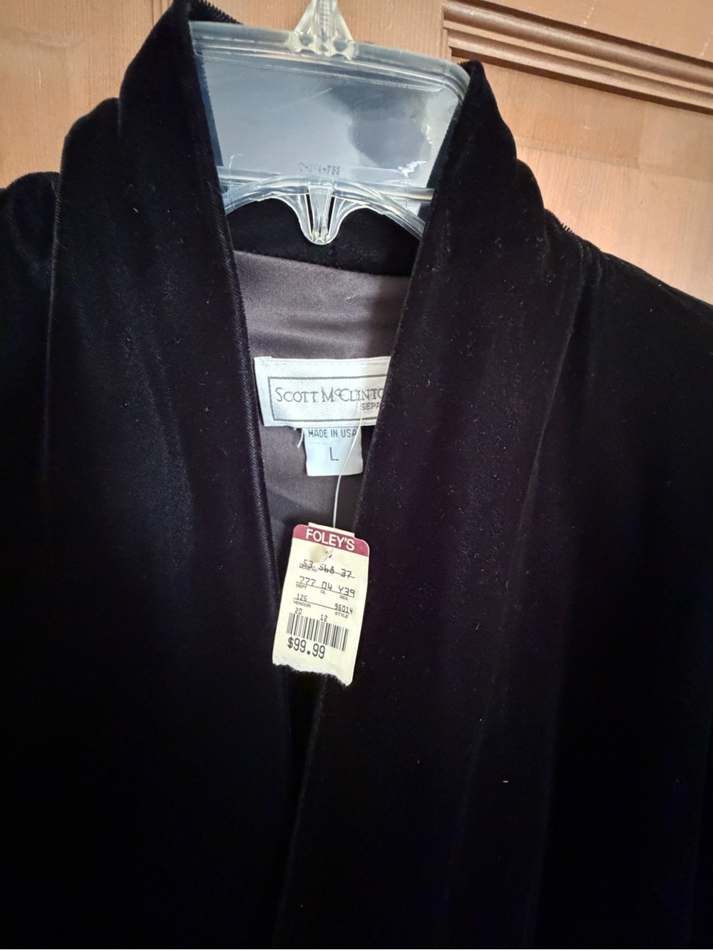 Scott McClintock Black Velvet Shawl-Collar Cape Coat